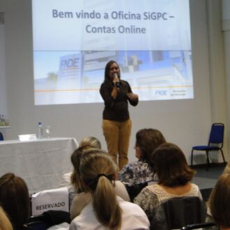 Ciclo de Seminários reúne dirigentes e técnicos da educação em Florianópolis