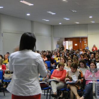 Ciclo de Seminários reúne dirigentes e técnicos da educação em Florianópolis