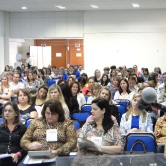 Ciclo de Seminários reúne dirigentes e técnicos da educação em Florianópolis