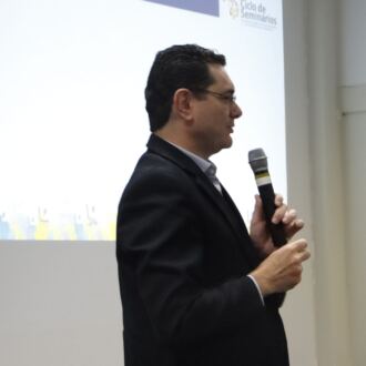 Ciclo de Seminários reúne dirigentes e técnicos da educação em Florianópolis