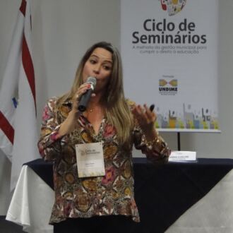 Ciclo de Seminários reúne dirigentes e técnicos da educação em Florianópolis
