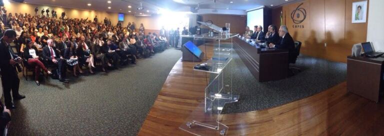 Lançada proposta preliminar da Base Nacional Comum Curricular