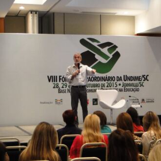 Momentos do VIII Fórum Extraordinário da Undime/SC