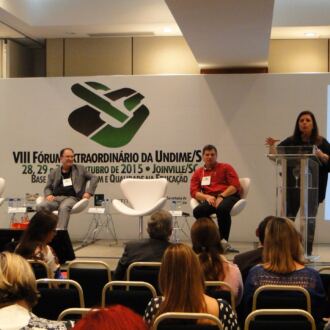 Momentos do VIII Fórum Extraordinário da Undime/SC