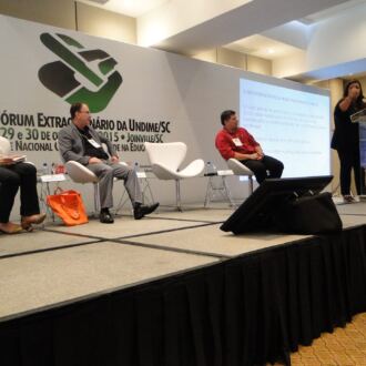 Momentos do VIII Fórum Extraordinário da Undime/SC