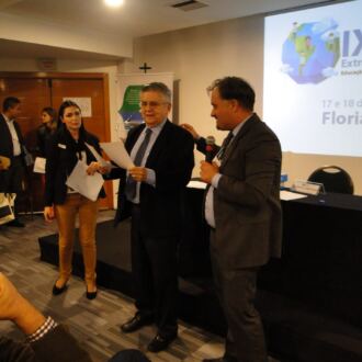Fotos do IX Fórum Extraordinário da Undime/SC – 17 e 18 de maio de 2016