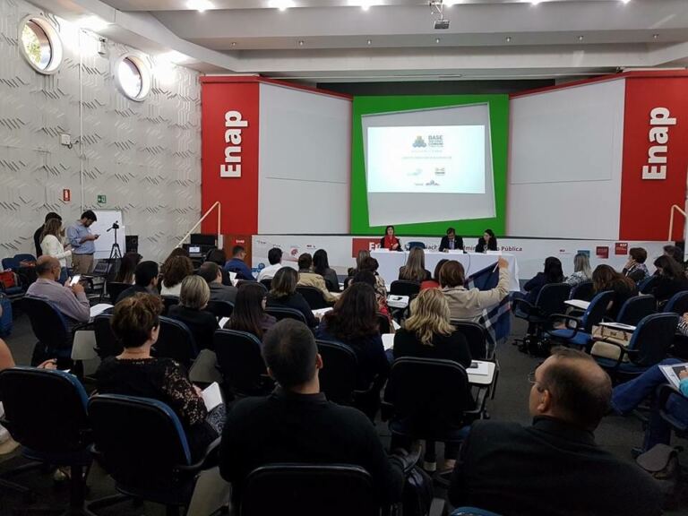 Representante da Undime-SC participa de discussões sobre o Guia de Implementação da BNCC
