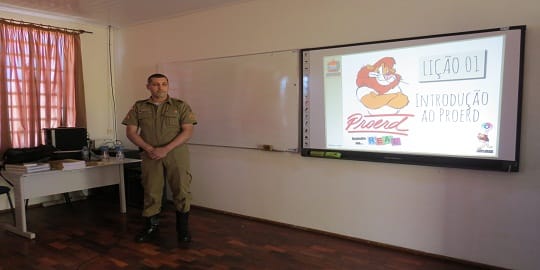 Programa Educacional de Resistência às Drogas e à Violência vem sendo realizado nas escolas de Irani