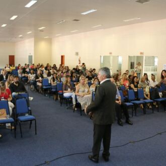 Segundo dia do Seminário de Educação em Chapecó