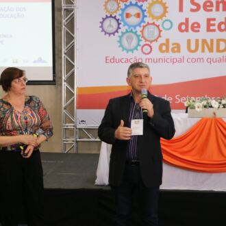 Segundo dia do Seminário de Educação em Chapecó