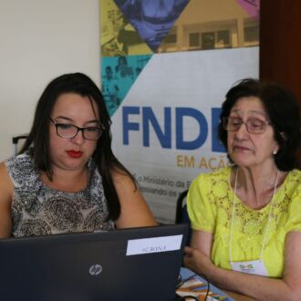 Segundo dia do Seminário de Educação em Chapecó