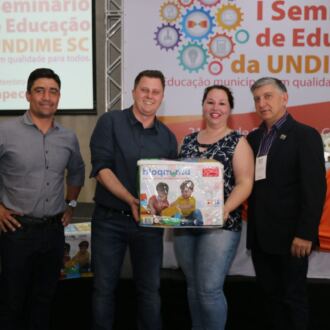 Segundo dia do Seminário de Educação em Chapecó