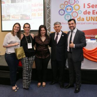 Primeiro dia do Seminário de Educação em Chapecó