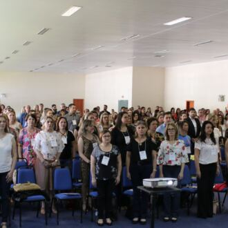 Primeiro dia do Seminário de Educação em Chapecó