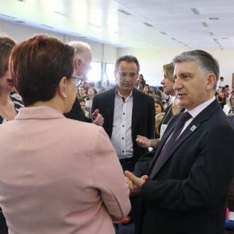 Primeiro dia do Seminário de Educação em Chapecó