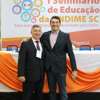 Primeiro dia do Seminário de Educação em Chapecó