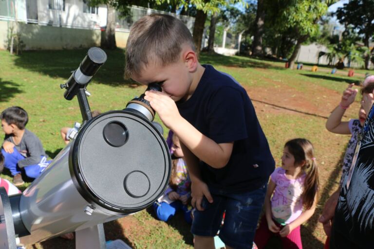 Projeto trabalha a astronomia na Educação Infantil