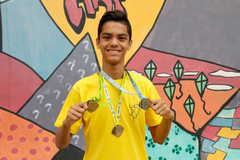 Aluno de Joinville é ouro pela quarta vez seguida na OBMEP