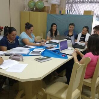 Redes Municipais de Ensino realizam parada de estudo para tratar da Base Nacional Comum Curricular e suas mudanças na Educação Infantil e Fundamental