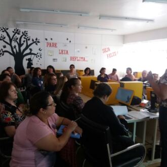 Redes Municipais de Ensino realizam parada de estudo para tratar da Base Nacional Comum Curricular e suas mudanças na Educação Infantil e Fundamental