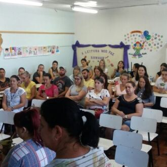 Redes Municipais de Ensino realizam parada de estudo para tratar da Base Nacional Comum Curricular e suas mudanças na Educação Infantil e Fundamental