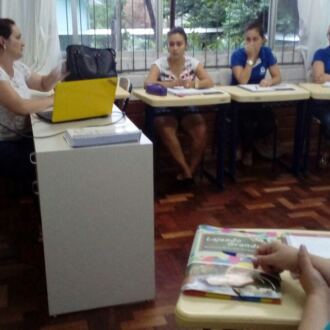 Redes Municipais de Ensino realizam parada de estudo para tratar da Base Nacional Comum Curricular e suas mudanças na Educação Infantil e Fundamental