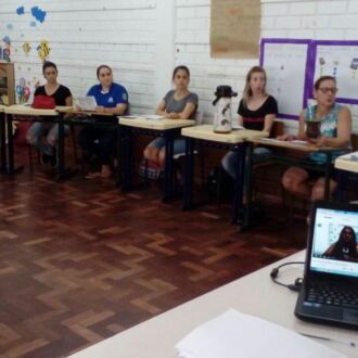 Redes Municipais de Ensino realizam parada de estudo para tratar da Base Nacional Comum Curricular e suas mudanças na Educação Infantil e Fundamental