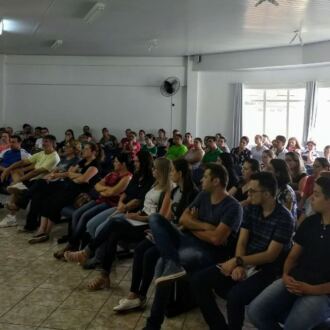 Redes Municipais de Ensino realizam parada de estudo para tratar da Base Nacional Comum Curricular e suas mudanças na Educação Infantil e Fundamental