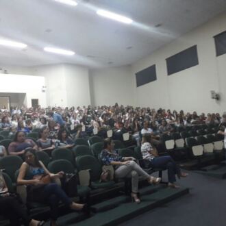 Redes Municipais de Ensino realizam parada de estudo para tratar da Base Nacional Comum Curricular e suas mudanças na Educação Infantil e Fundamental