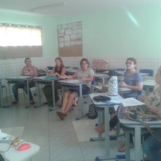 Redes Municipais de Ensino realizam parada de estudo para tratar da Base Nacional Comum Curricular e suas mudanças na Educação Infantil e Fundamental