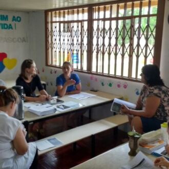 Redes Municipais de Ensino realizam parada de estudo para tratar da Base Nacional Comum Curricular e suas mudanças na Educação Infantil e Fundamental