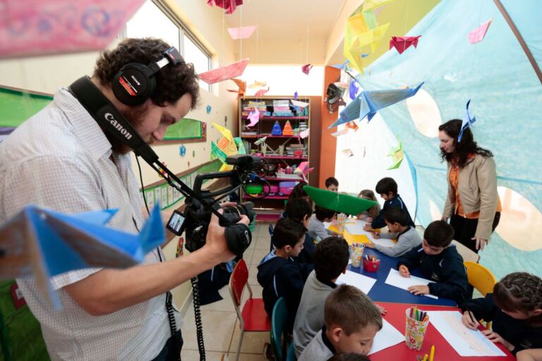 Pessoal da Fundação Victor Civita na escola Odorico Fortunato que vão conhecer um dos projetos vencedores do projeto Professor Nota 10