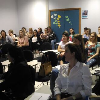 Mais de 350 dirigentes e técnicos participam do Curso Gestão para Educação Municipal em Florianópolis