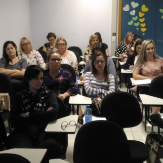 Mais de 350 dirigentes e técnicos participam do Curso Gestão para Educação Municipal em Florianópolis