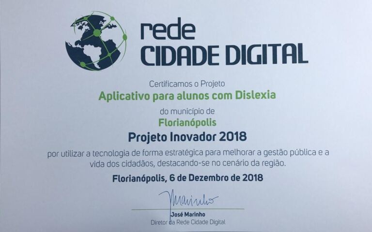 Educação da capital recebe prêmio da Rede Cidade Digital por utilizar aplicativo para crianças com dislexia
