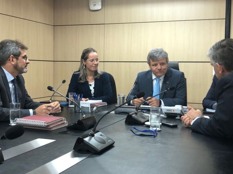Presidente da Undime-SC participa de reunião com a Secretária de Educação Básica e o novo Secretário Executivo do Ministério da Educação em Brasília/DF