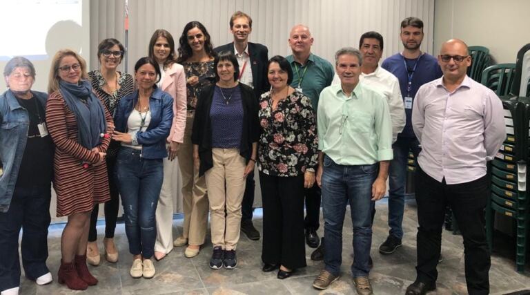 UNDIME-SC participa de visita técnica em Curitiba