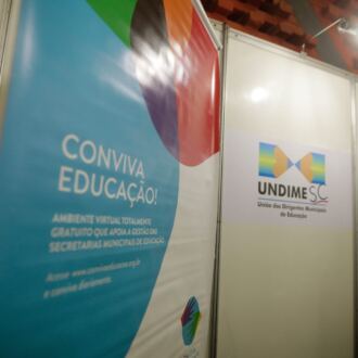 Cobertura do primeiro dia do 17º Fórum Ordinário da Undime-SC, em Joinville