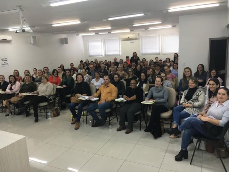 Profissionais da Educação são capacitados em Xanxerê e Videira