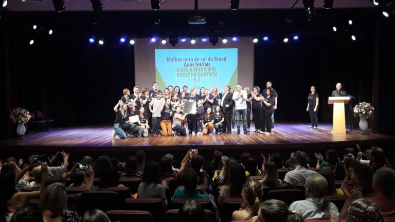 Escola de Joinville tem o melhor índice do sul do país no Ideb