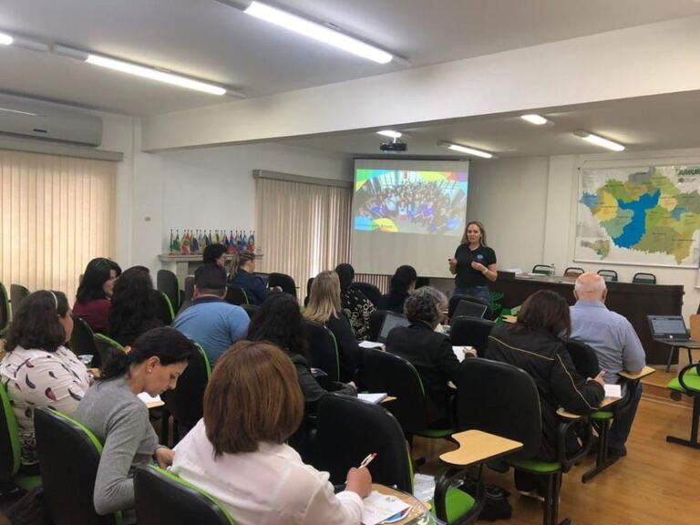 Serra Catarinense recebe formação do Conviva Educação