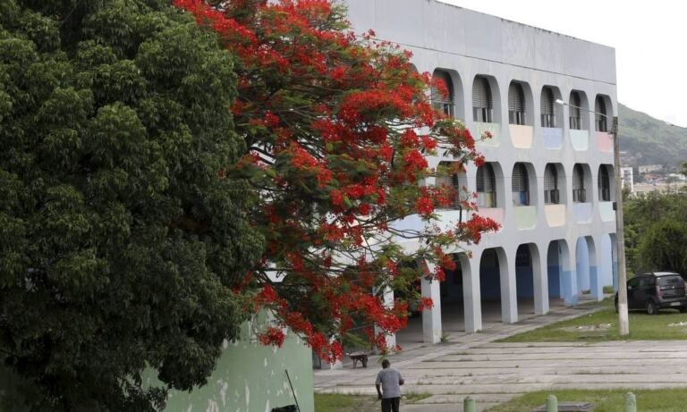 Número de alunos no Brasil volta a cair pelo terceiro ano consecutivo