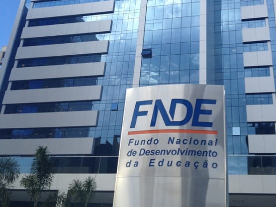 FNDE suspende temporariamente os atendimentos presenciais