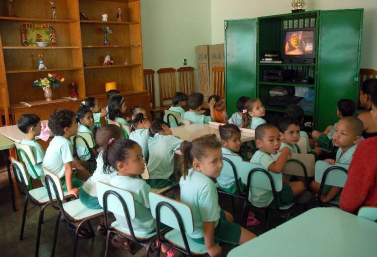 Estatuto ajudou país a avançar na universalização do ensino