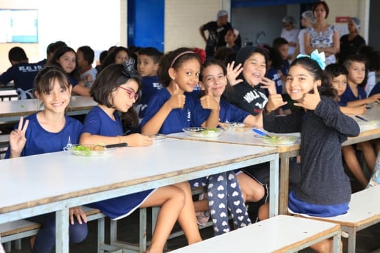 FNDE lança pesquisa para aperfeiçoamento do Cartão Pnae