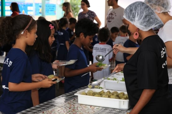 Segunda parcela da alimentação escolar já está disponível nas contas de estados e municípios