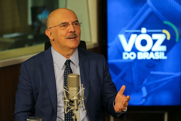 Ministro da Educação, Milton Ribeiro, participa do programa A Voz do Brasil