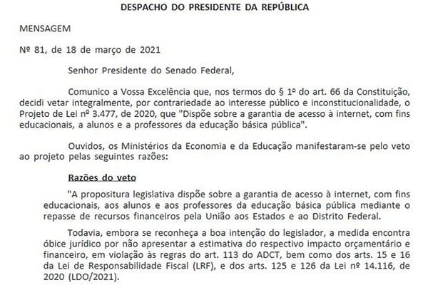 Bolsonaro veta integralmente projeto que assegura internet grátis a alunos e professores da rede pública