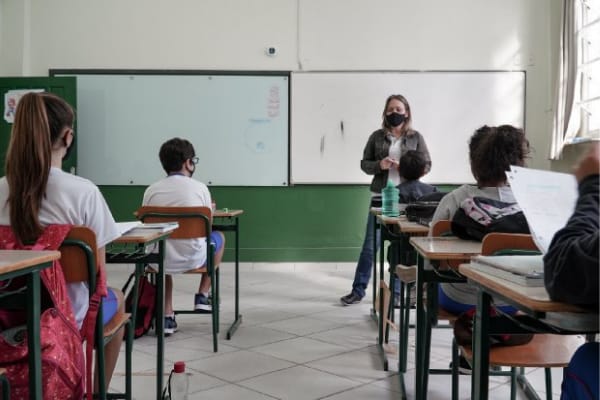 Levantamento inédito detalha perfil dos profissionais que atuam nas escolas catarinenses