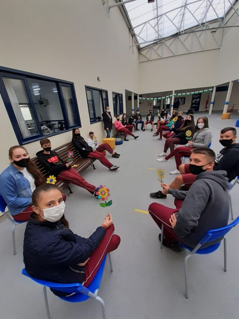 Trabalhando a afetividade, projeto “Girassol – Cultivando Emoções” promove interação entre escola e família